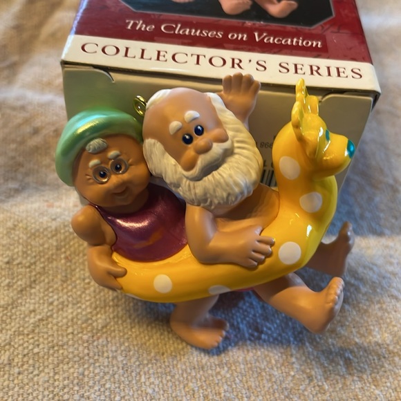 The Clauses on Vacation -1998. Collectors Series.Keepsake Ornament - Picture 2 of 6